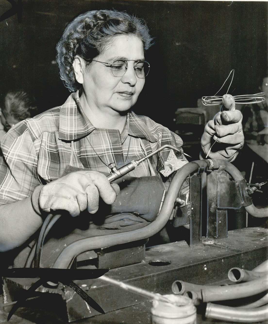 Tinker Welder, Hired in 1942, Still on Job