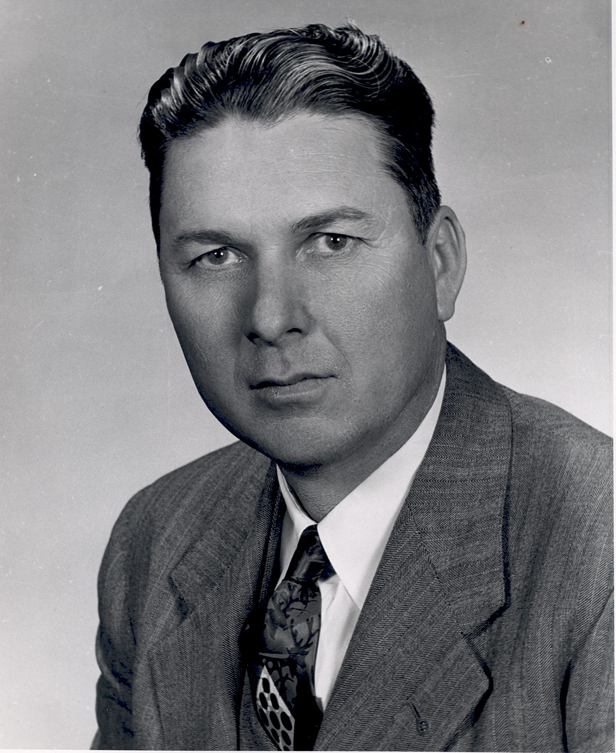 Copy of fig 11.7 Governor Raymond Gary copy