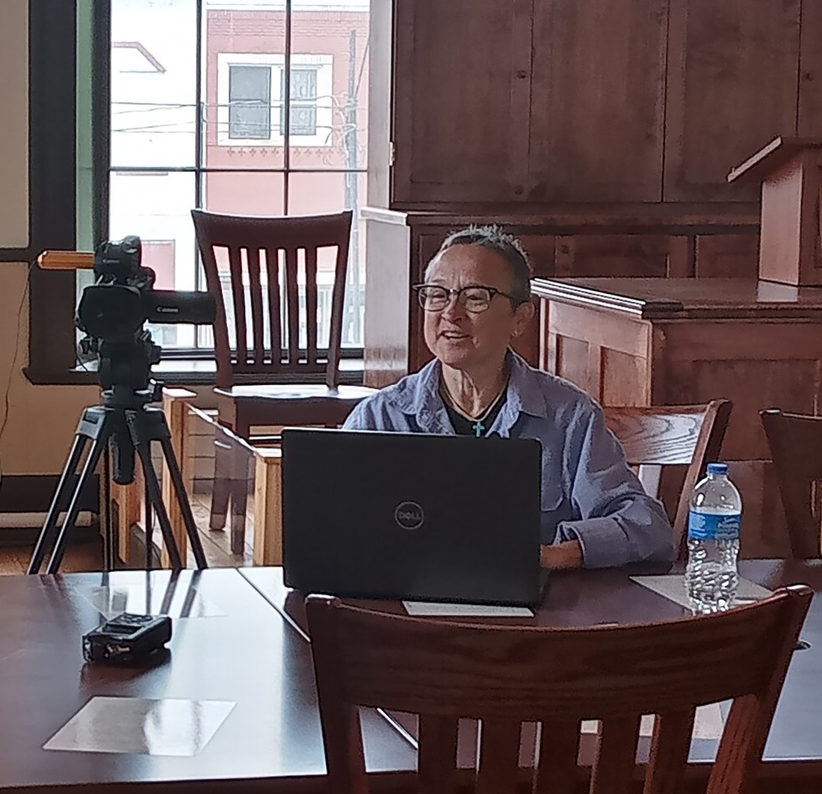 Copy of fig 16.18 Midge Dellinger interview at the Muscogee Nation Council House copy