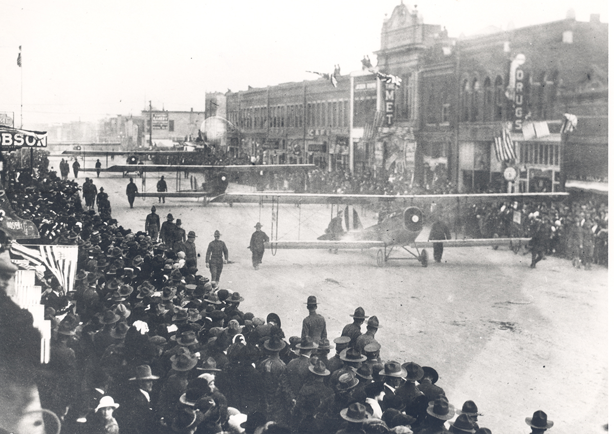 Copy of fig 7.14 Armistice Day parade in Lawton OHS copy