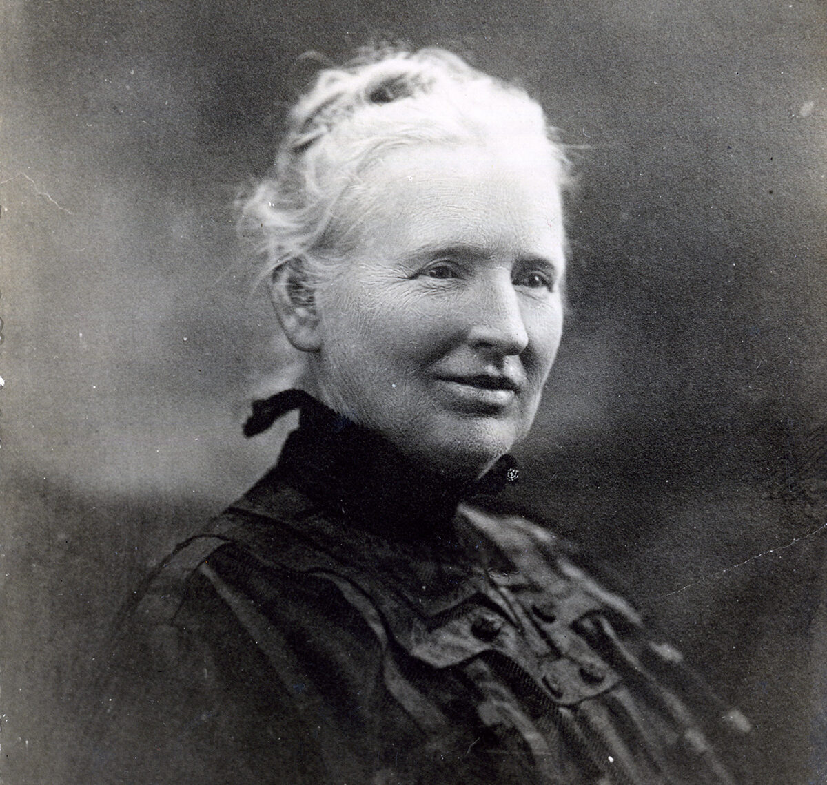 Copy of fig 8.1 Alice Mary Robertson portrait 1923 OHS copy