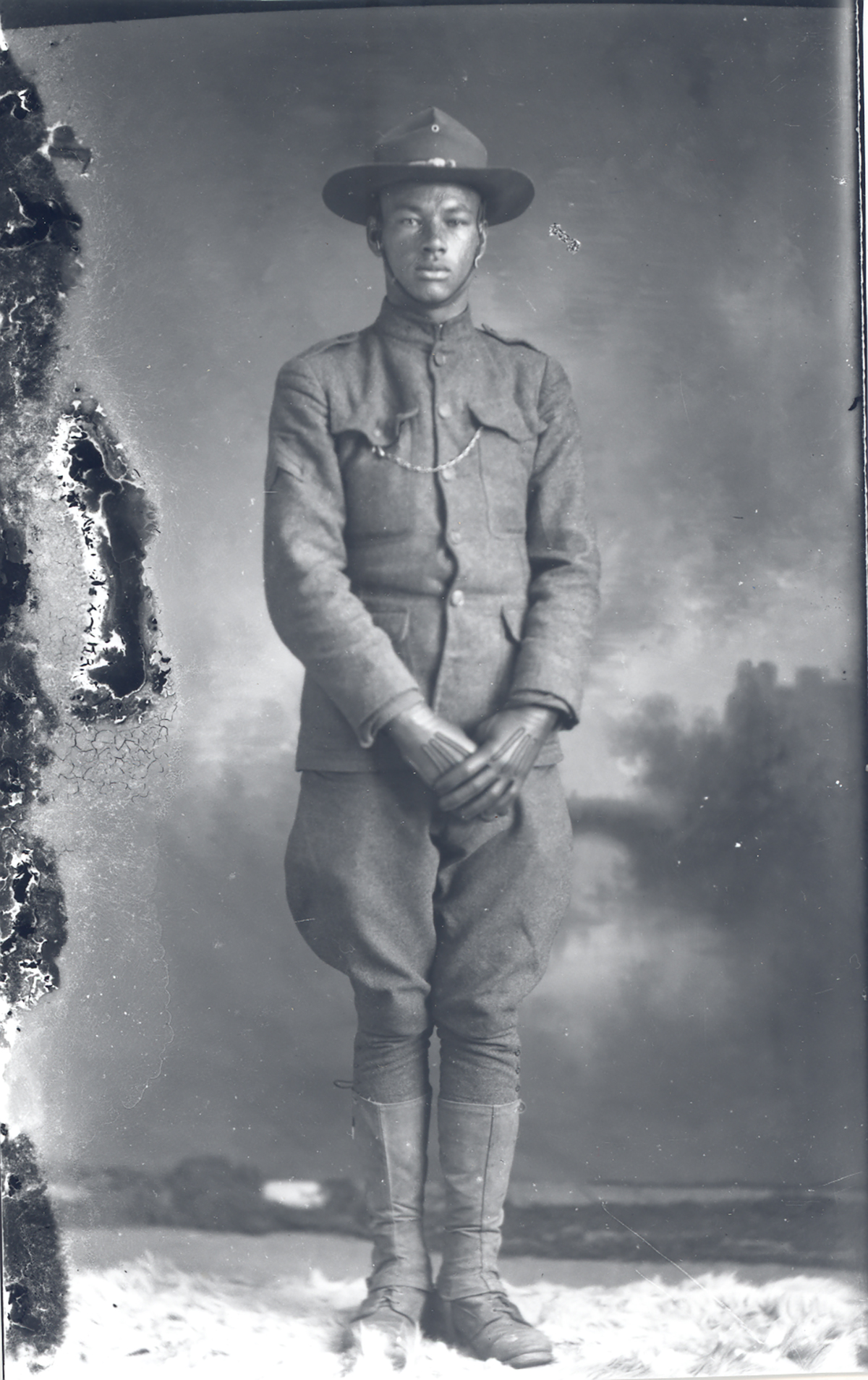 Copy of fig 8.5 Black WWI Soldier c. 1914 9 OHS copy